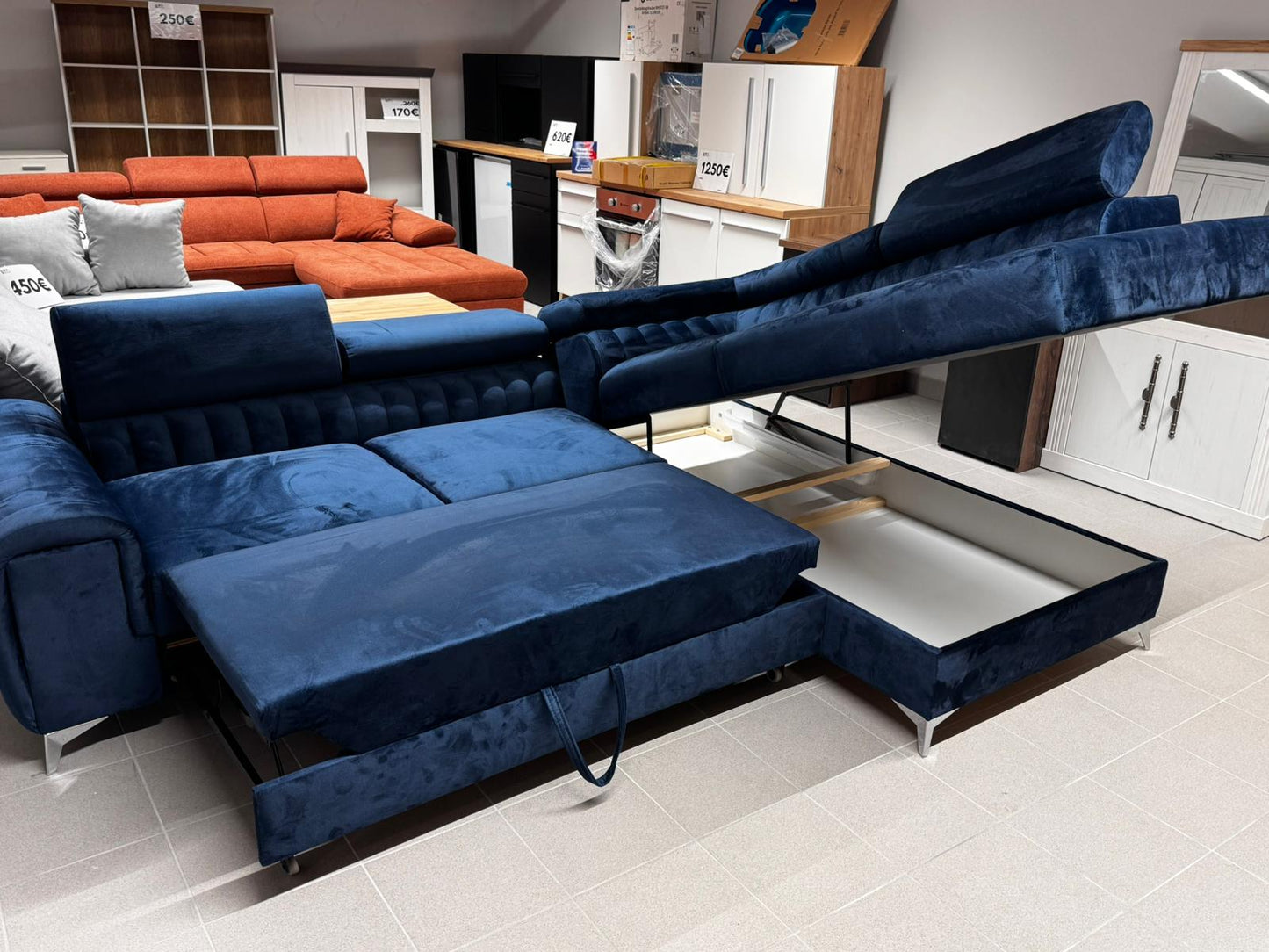 Zils Stūra dīvāns ar guļamo funkciju un veļas kasti