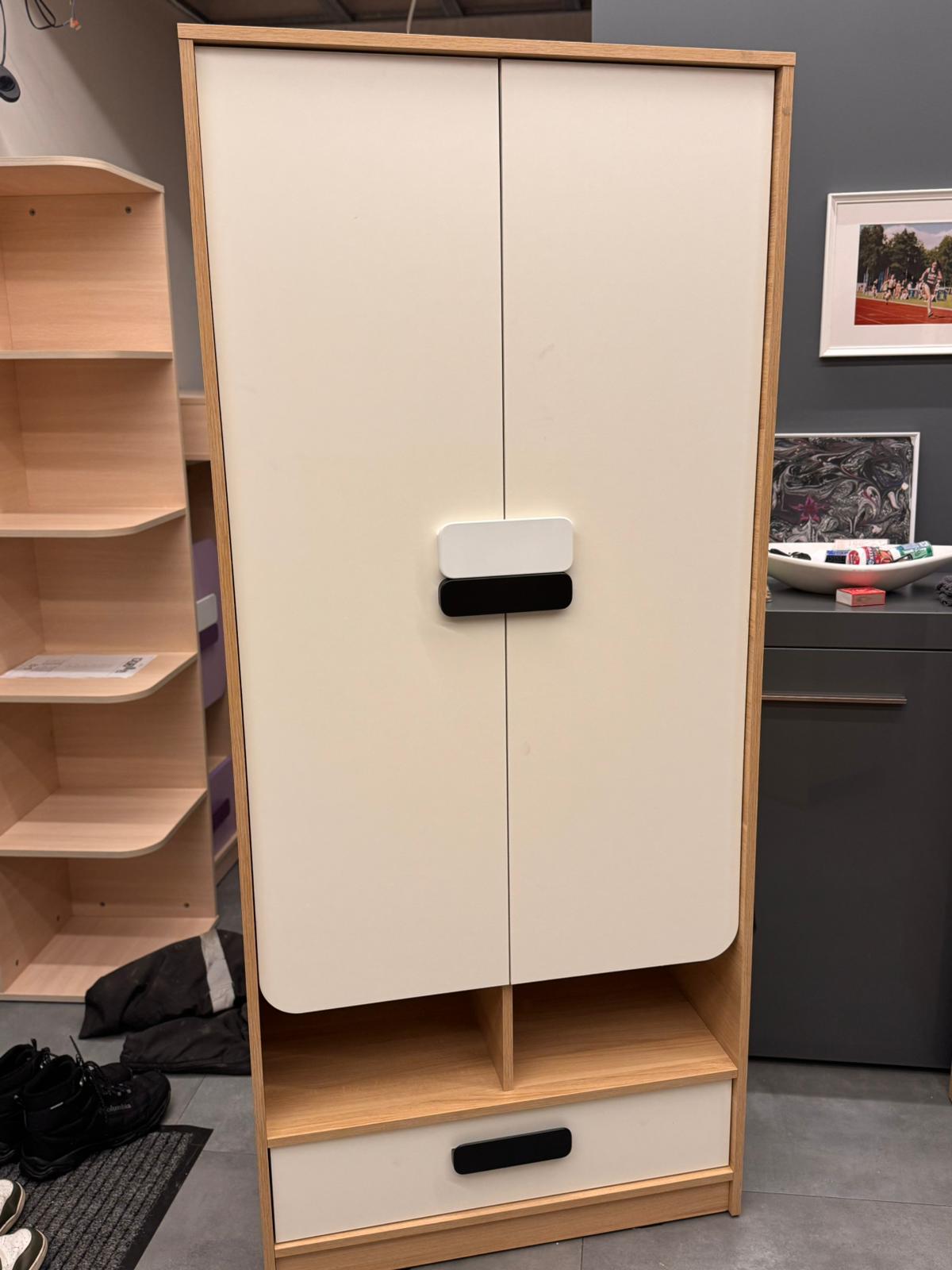 Istabas komplekts (GLOBUS BALTS)